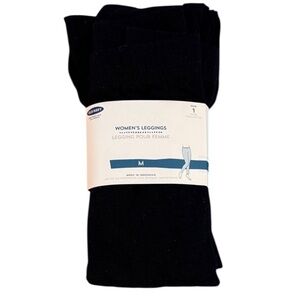 5 for $25 NWT Old Navy Black Leggings Size Medium Classic Everyday Stretch